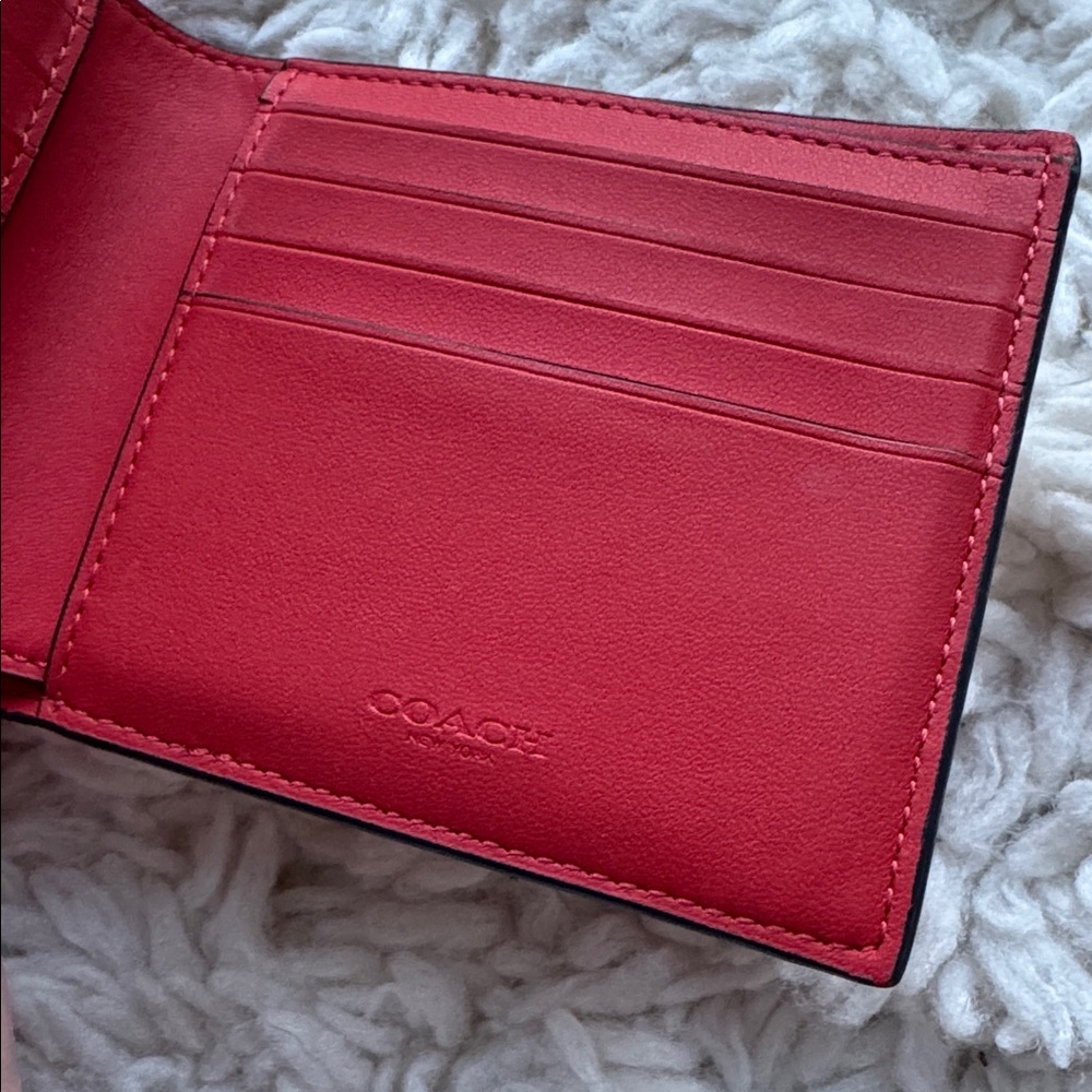 Coach Bifold Wallet‎ - Picture 4 of 6